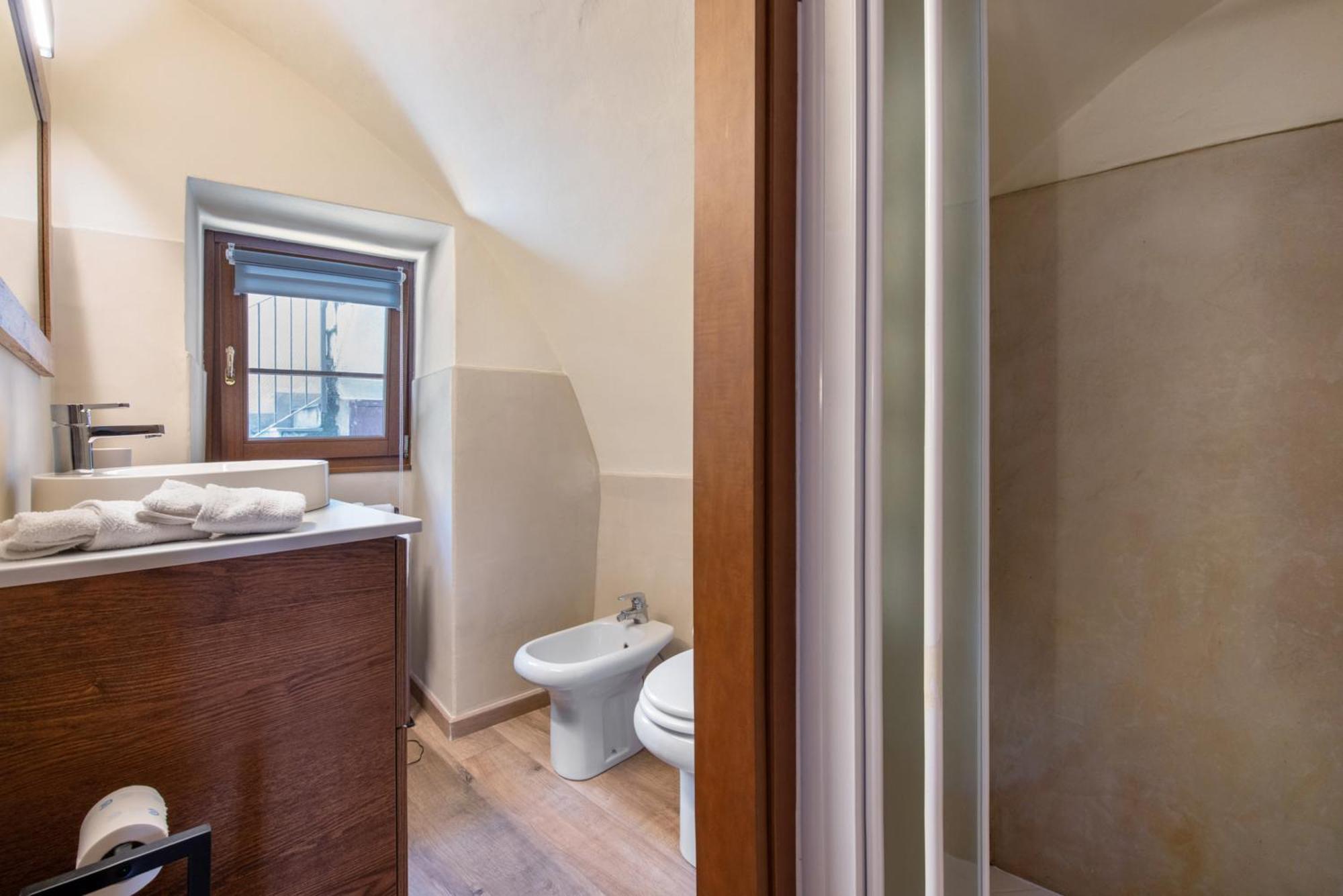 Le Volte - Lago D'Iseo Pisogne Habitación foto